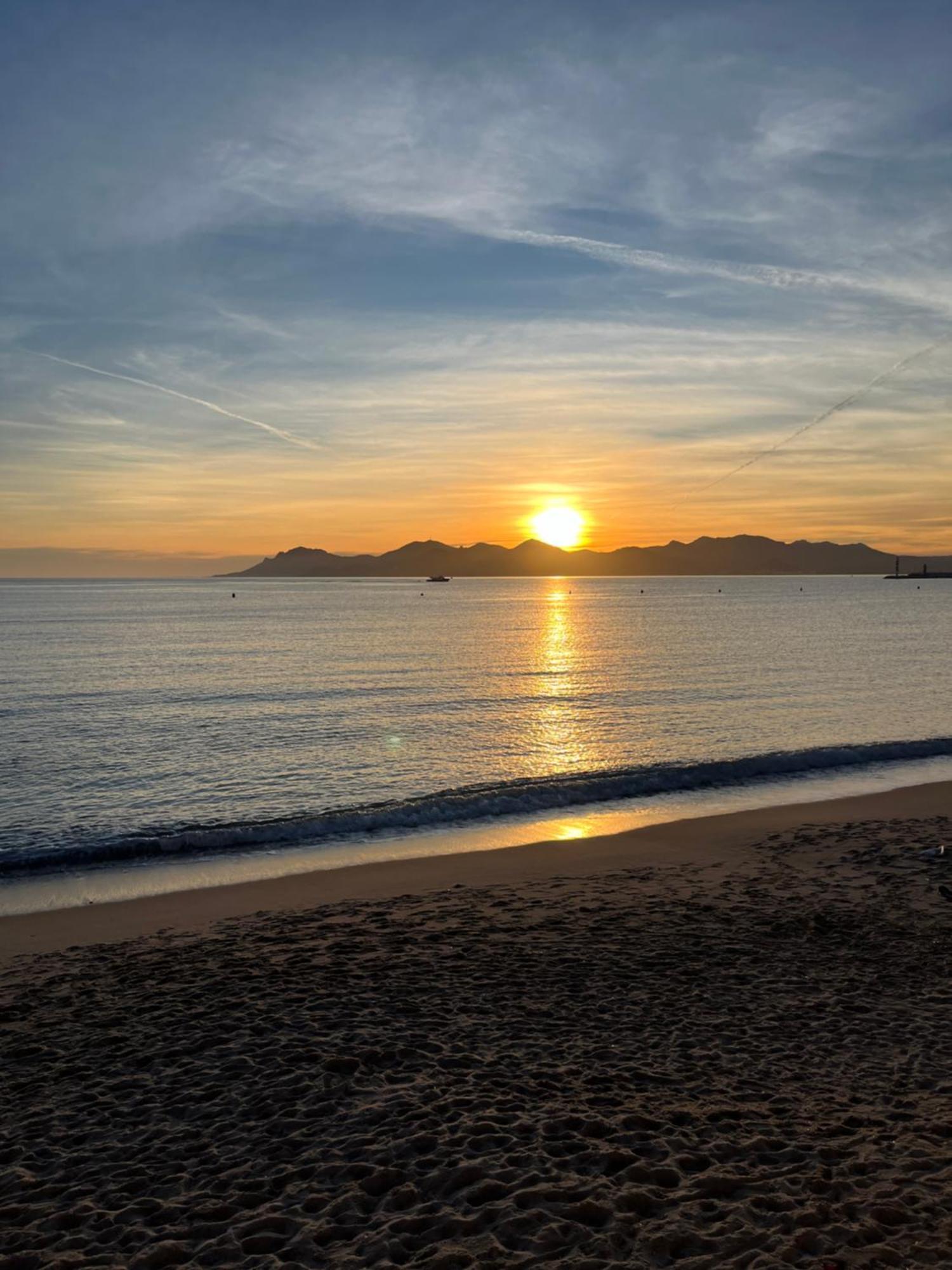 Cannes, Croisette, Palais Miramar Екстериор снимка