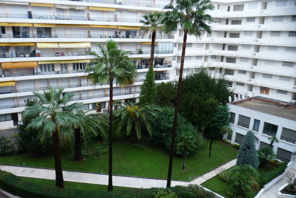 Cannes, Croisette, Palais Miramar Стая снимка
